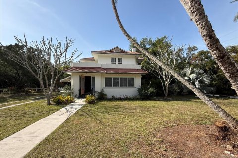 House in Fort Myers, Florida 4 bedrooms, 249.16 sq.m. № 1751007 - photo 27