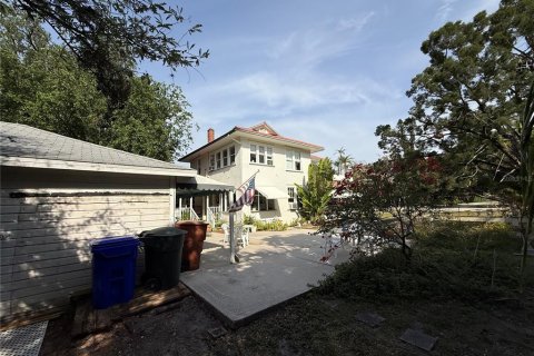 House in Fort Myers, Florida 4 bedrooms, 249.16 sq.m. № 1751007 - photo 19
