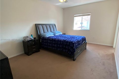 Townhouse in Homestead, Florida 2 bedrooms, 132.94 sq.m. № 2031003 - photo 21