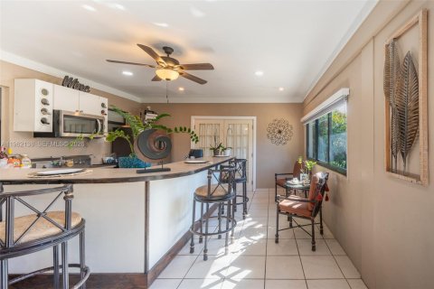 Купить виллу или дом в Хомстед, Флорида 4 спальни, 198.07м2, № 2024257 - фото 24