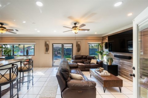 Купить виллу или дом в Хомстед, Флорида 4 спальни, 198.07м2, № 2024257 - фото 18