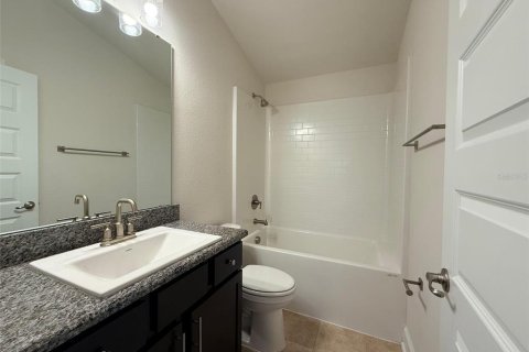 Villa ou maison à vendre à Kissimmee, Floride: 4 chambres, 147.16 m2 № 2196695 - photo 19