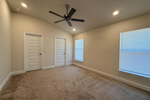 Villa ou maison à vendre à Kissimmee, Floride: 4 chambres, 147.16 m2 № 2196695 - photo 12