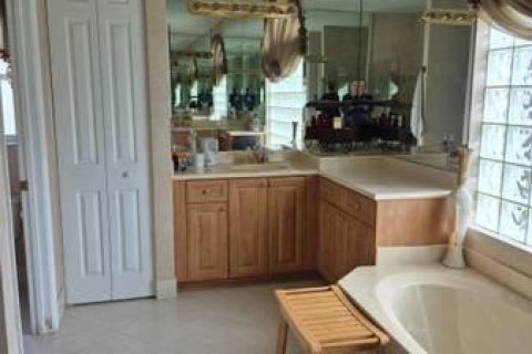 House in Boynton Beach, Florida 3 bedrooms, 232.81 sq.m. № 2147353 - photo 5