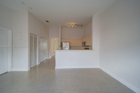 House in Miami, Florida 3 bedrooms, 116.31 sq.m. № 2087102 - photo 4