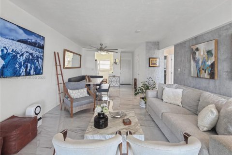 Condominio en venta en Marathon, Florida, 2 dormitorios, 72.09 m2 № 2043900 - foto 25