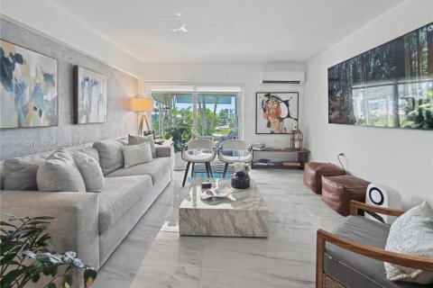 Condominio en venta en Marathon, Florida, 2 dormitorios, 72.09 m2 № 2043900 - foto 18