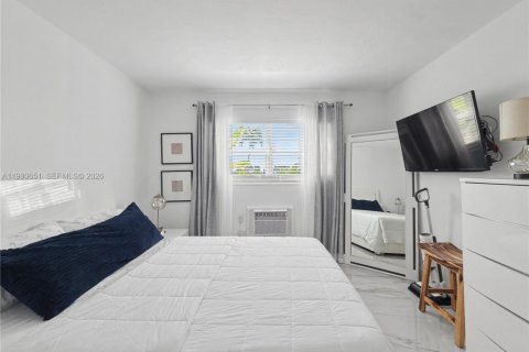 Condominio en venta en Marathon, Florida, 2 dormitorios, 72.09 m2 № 2043900 - foto 10