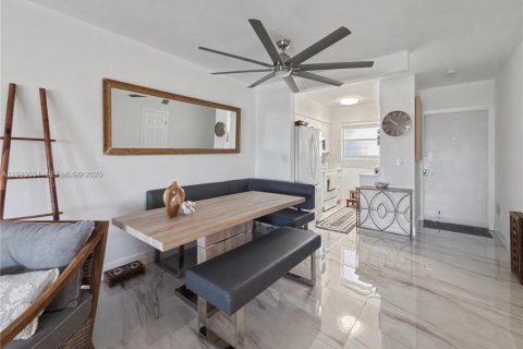 Condominio en venta en Marathon, Florida, 2 dormitorios, 72.09 m2 № 2043900 - foto 24