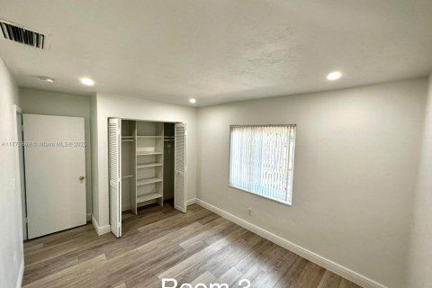 House in Kendall, Florida 5 bedrooms № 1698997 - photo 23