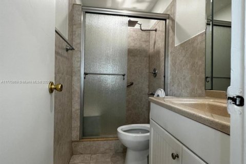 House in Kendall, Florida 5 bedrooms № 1698997 - photo 28