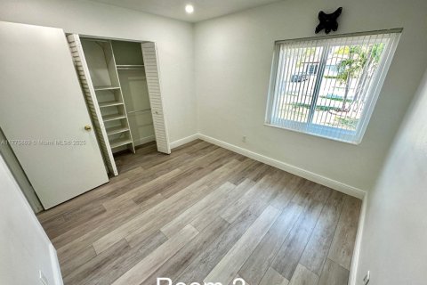 House in Kendall, Florida 5 bedrooms № 1698997 - photo 22