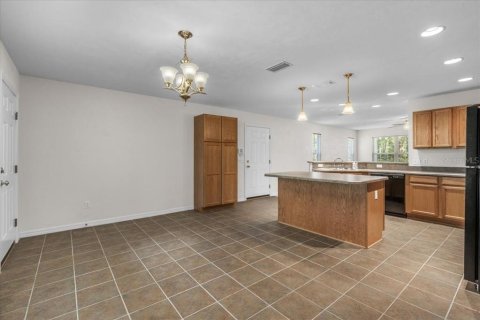 House in Archer, Florida 3 bedrooms, 148.27 sq.m. № 1911881 - photo 7