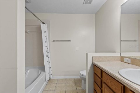 House in Archer, Florida 3 bedrooms, 148.27 sq.m. № 1911881 - photo 28