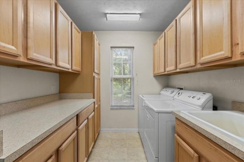 House in Archer, Florida 3 bedrooms, 148.27 sq.m. № 1911881 - photo 17