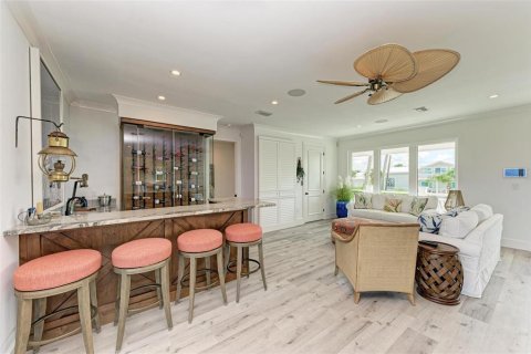 House in Nokomis, Florida 4 bedrooms, 362.88 sq.m. № 1543243 - photo 10