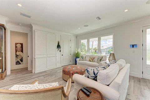House in Nokomis, Florida 4 bedrooms, 362.88 sq.m. № 1543243 - photo 20