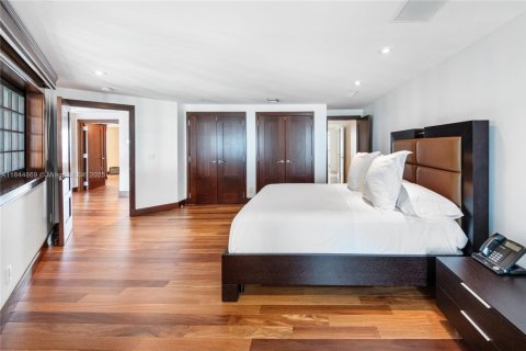 Condominio en venta en Miami, Florida, 4 dormitorios, 532.33 m2 № 1891590 - foto 24