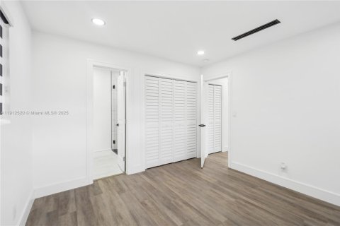 Casa en venta en Margate, Florida, 4 dormitorios, 111.11 m2 № 1969002 - foto 26