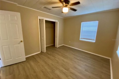 Commercial property in Zephyrhills, Florida 178.74 sq.m. № 2105593 - photo 24