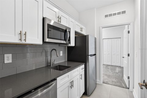 Villa ou maison à vendre à Kissimmee, Floride: 4 chambres, 195.93 m2 № 2147726 - photo 20