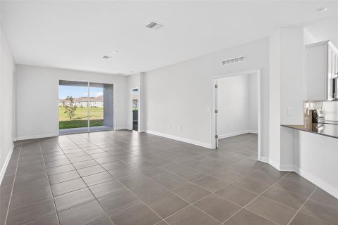 Villa ou maison à vendre à Kissimmee, Floride: 4 chambres, 195.93 m2 № 2147726 - photo 14
