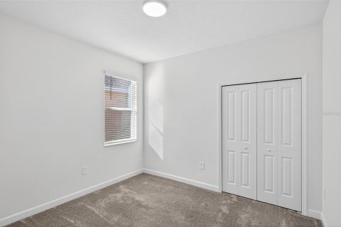 Villa ou maison à vendre à Kissimmee, Floride: 4 chambres, 195.93 m2 № 2147726 - photo 28