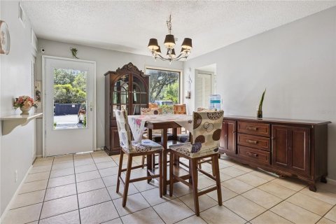 Copropriété à louer à Winter Springs, Floride: 2 chambres, 90.3 m2 № 2424337 - photo 2