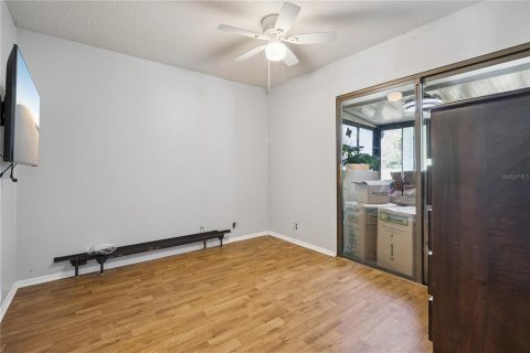 Copropriété à louer à Winter Springs, Floride: 2 chambres, 90.3 m2 № 2424337 - photo 15