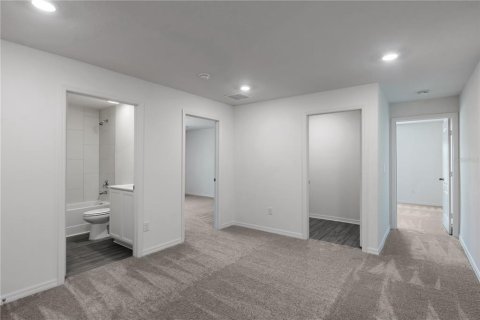 Townhouse in Poinciana, Florida 3 bedrooms, 166.76 sq.m. № 1616660 - photo 11