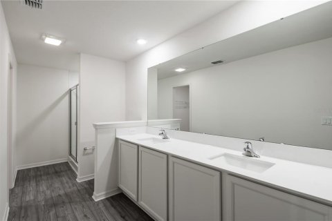 Townhouse in Poinciana, Florida 3 bedrooms, 166.76 sq.m. № 1616660 - photo 14