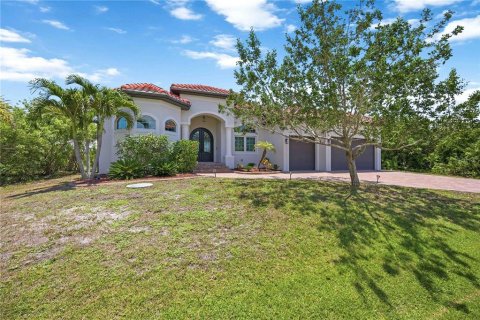 Casa en venta en Port Charlotte, Florida, 3 dormitorios, 222.04 m2 № 2228339 - foto 3