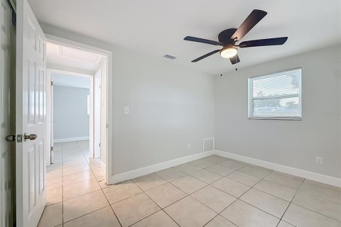 Casa en venta en Pinellas Park, Florida, 4 dormitorios, 118.54 m2 № 2383906 - foto 17