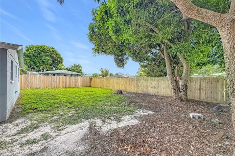 Casa en venta en Pinellas Park, Florida, 4 dormitorios, 118.54 m2 № 2383906 - foto 30