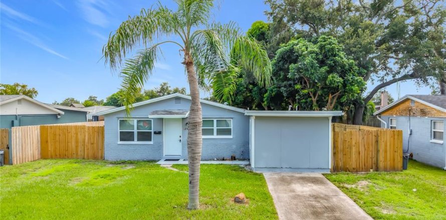 Casa en Pinellas Park, Florida 4 dormitorios, 118.54 m2 № 2383906