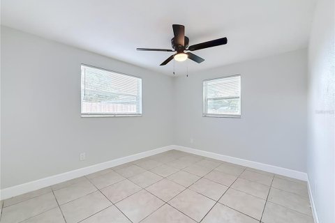 Casa en venta en Pinellas Park, Florida, 4 dormitorios, 118.54 m2 № 2383906 - foto 16