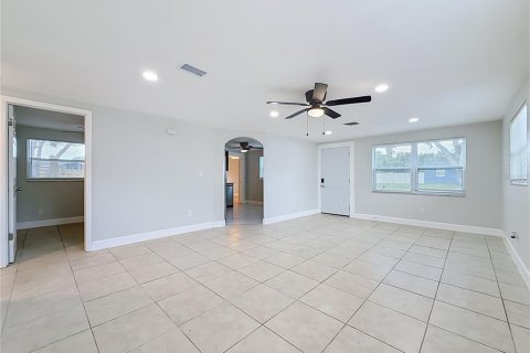 Casa en venta en Pinellas Park, Florida, 4 dormitorios, 118.54 m2 № 2383906 - foto 6