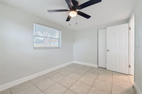 Casa en venta en Pinellas Park, Florida, 4 dormitorios, 118.54 m2 № 2383906 - foto 18