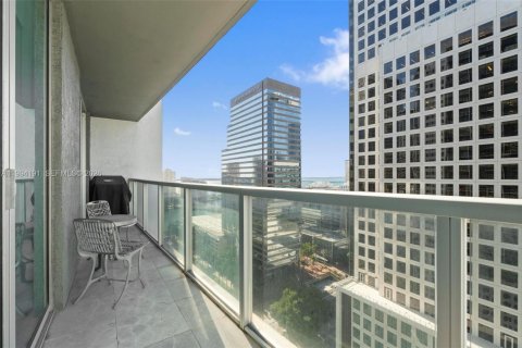 Condominio en venta en Miami, Florida, 2 dormitorios, 111.2 m2 № 2055859 - foto 3