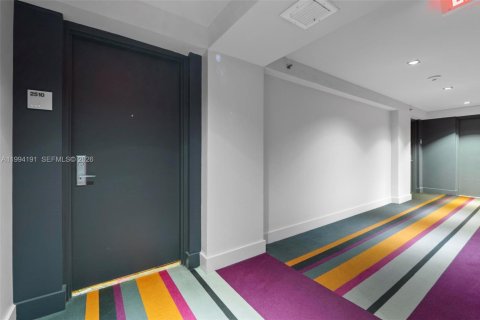 Condominio en venta en Miami, Florida, 2 dormitorios, 111.2 m2 № 2055859 - foto 29