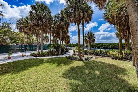 Hôtel, hôtellerie à vendre à Ruskin, Floride: 104.98 m2 № 2348082 - photo 8
