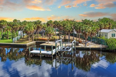Hôtel, hôtellerie à vendre à Ruskin, Floride: 104.98 m2 № 2348082 - photo 28