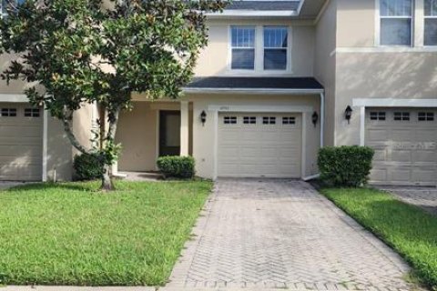 Adosado en alquiler en Orlando, Florida, 3 dormitorios, 130.99 m2 № 1899167 - foto 1