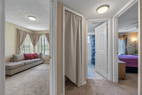 Купить кондоминиум в Киссимми, Флорида 6 комнат, 120.87м2, № 1815437 - фото 23