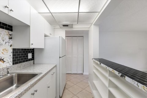 Condominio en venta en Daytona Beach, Florida, 1 dormitorio, 61.41 m2 № 2096972 - foto 12