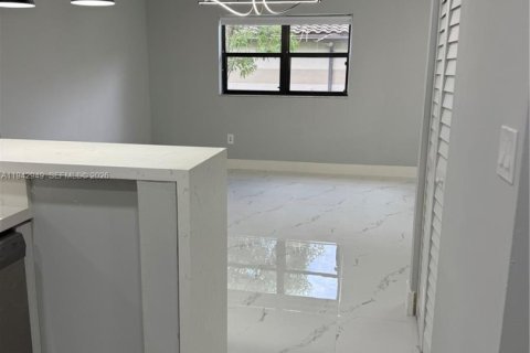 Appartement à louer à Sunrise, Floride: 3 chambres, 112.97 m2 № 1999285 - photo 18