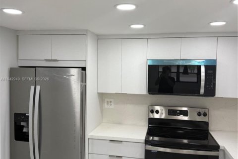 Appartement à louer à Sunrise, Floride: 3 chambres, 112.97 m2 № 1999285 - photo 16