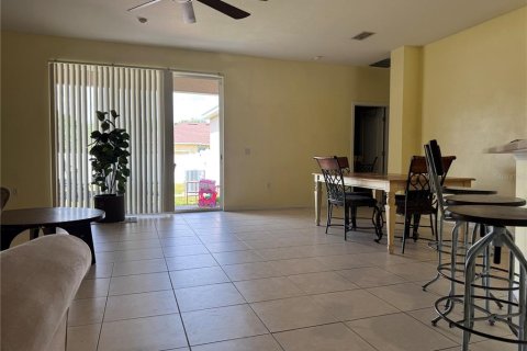 House in Kissimmee, Florida 4 bedrooms, 189.61 sq.m. № 1612782 - photo 4