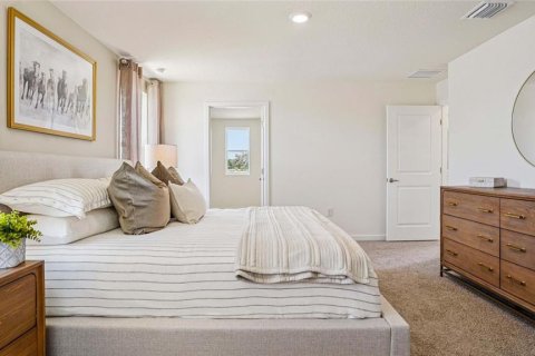 House in Ocala, Florida 4 bedrooms, 209.96 sq.m. № 2208119 - photo 18