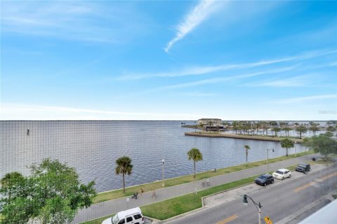 Condominio en venta en Sanford, Florida, 3 dormitorios, 240.15 m2 № 1613280 - foto 4